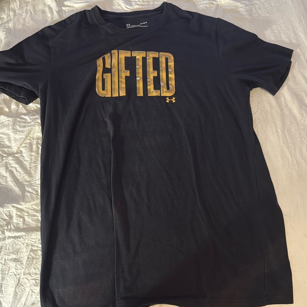 Under armor gifted shirt